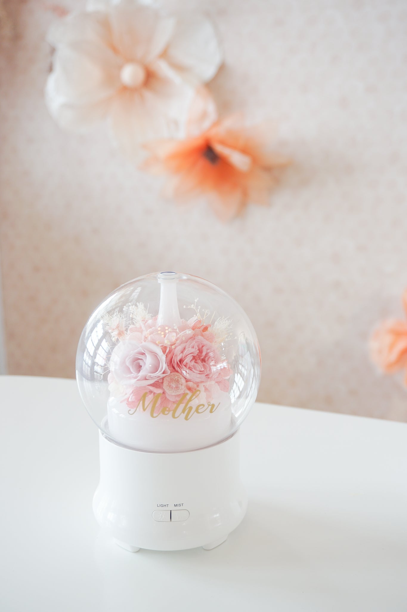 Customised Aroma Diffuser/Humidifier with Pink Preserved Flowers, Light and Mist