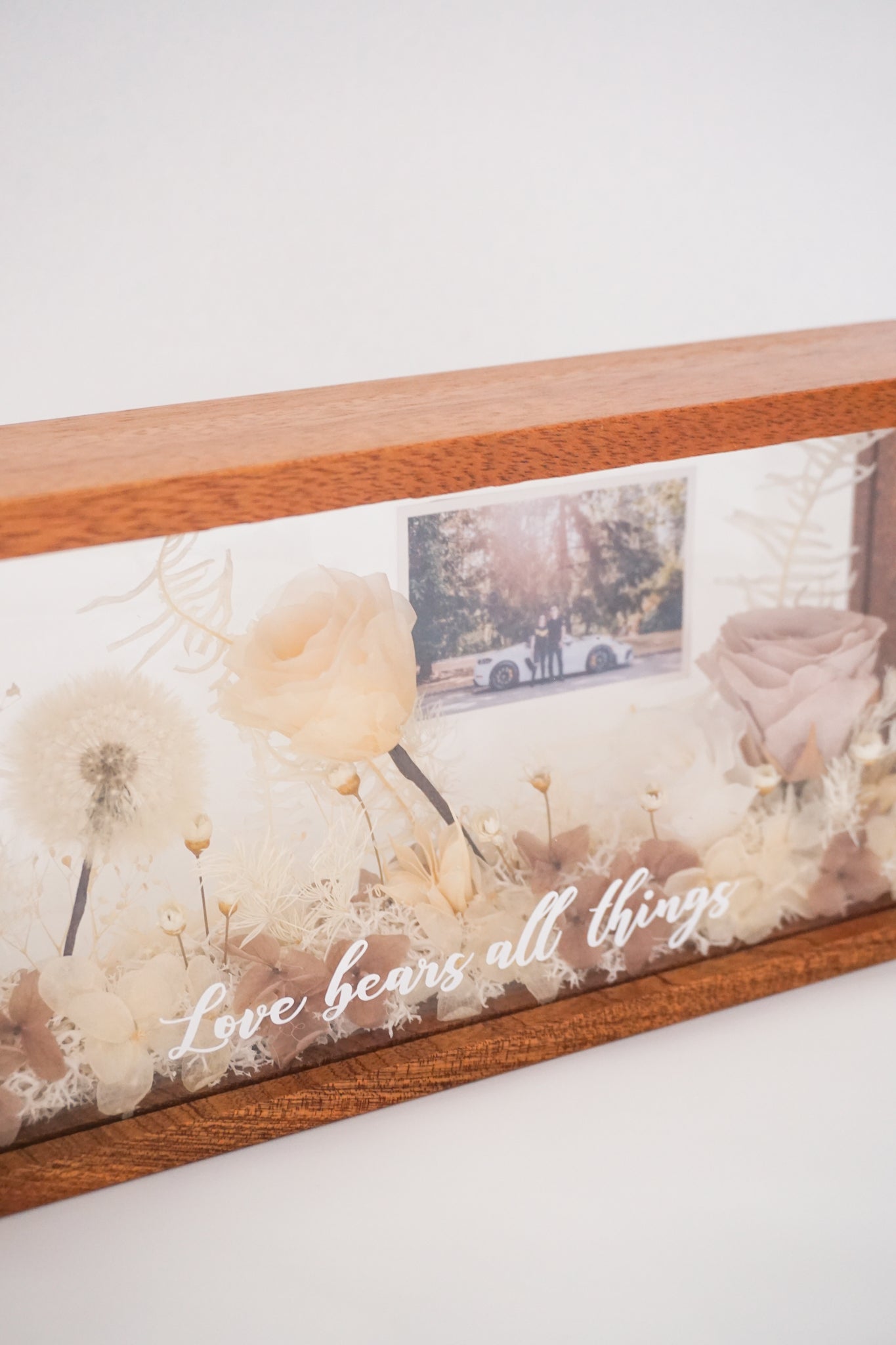 Pureté - Customised Preserved Florals Wooden Photo Frame