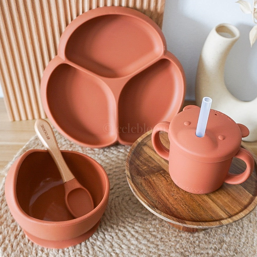 Glitter & Spice Silicone Tableware Set of Four (Clay)